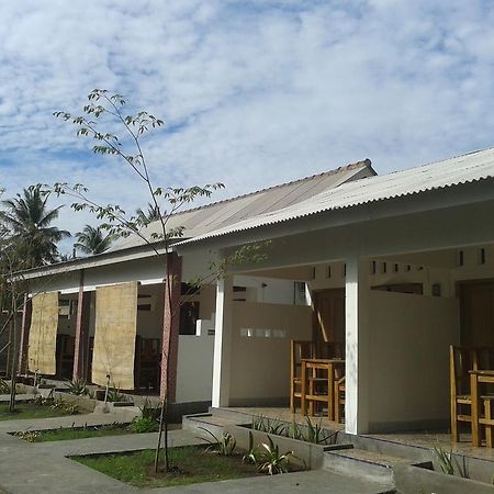 Putri Homestay Gili Meno Rum bild