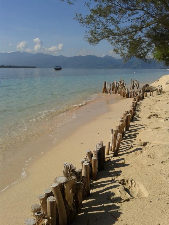 Putri Homestay Gili Meno Rum bild
