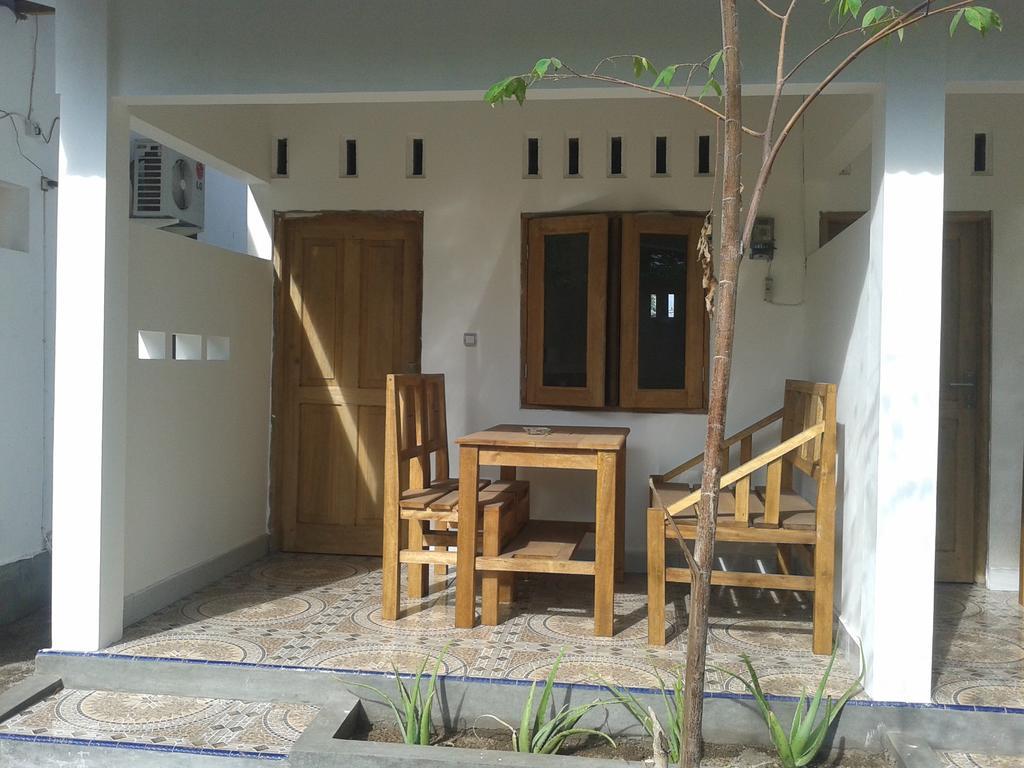 Putri Homestay Gili Meno Rum bild