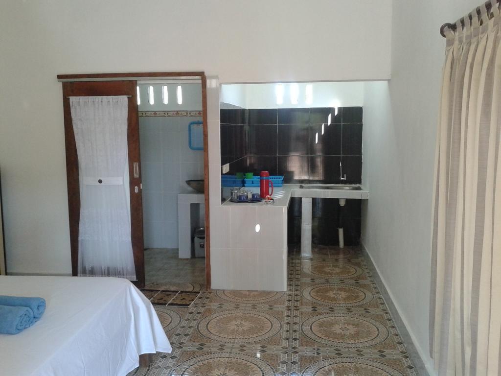 Putri Homestay Gili Meno Rum bild