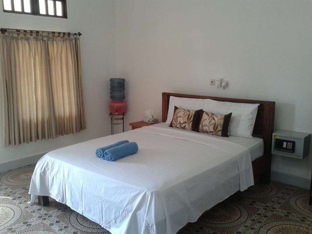 Putri Homestay Gili Meno Rum bild